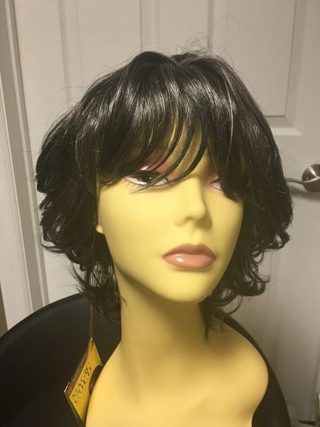 Jenny black with silver highlights short synthetic wig
