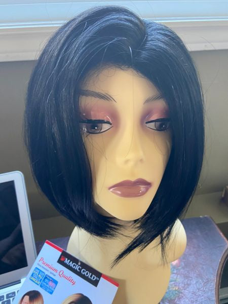 Rue solid black-chin length bob heat resistant synthetic wig